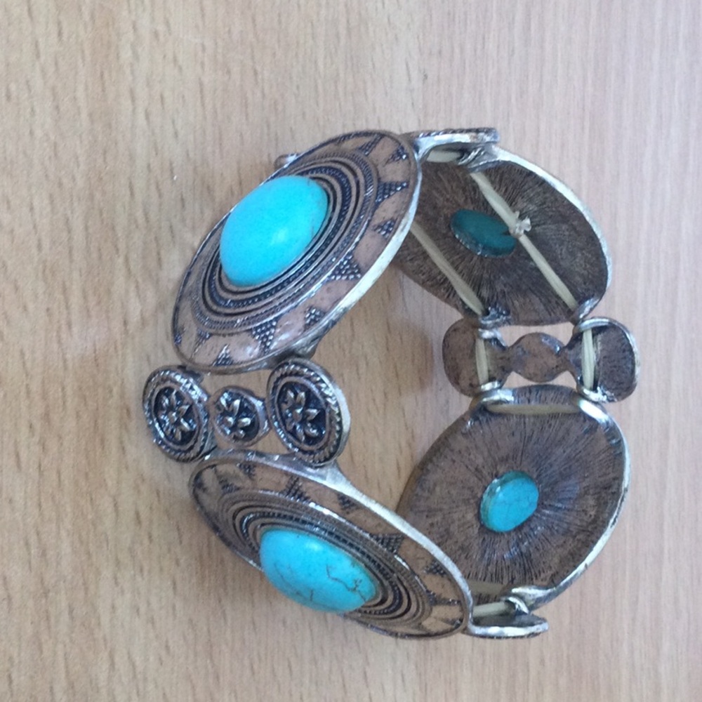 Signed Marie silver tone faux turquoise stretch bracelet